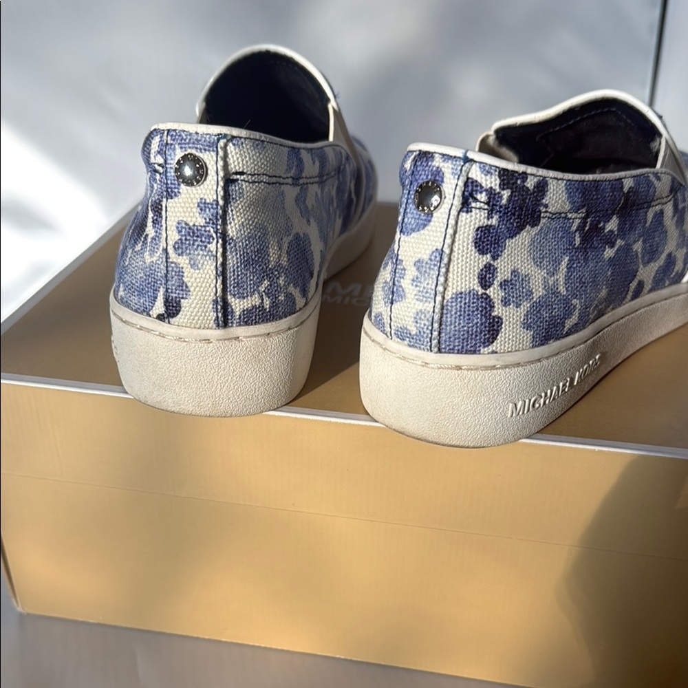 Michael Kors Keaton slip on shoe - Picture 3 of 4